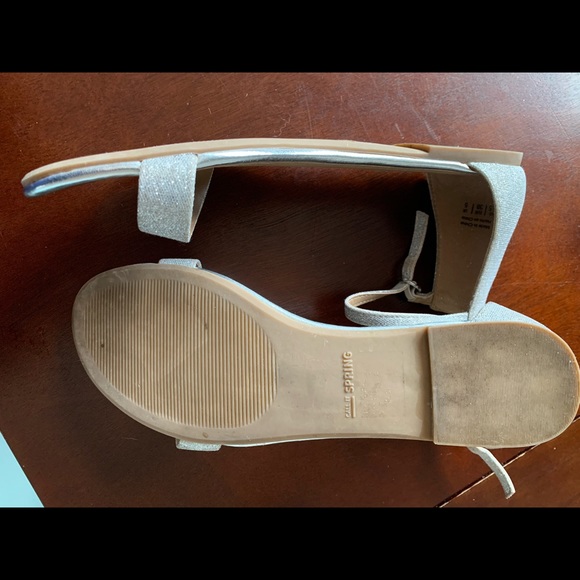 Sparkly silver flat sandals - Picture 3 of 3